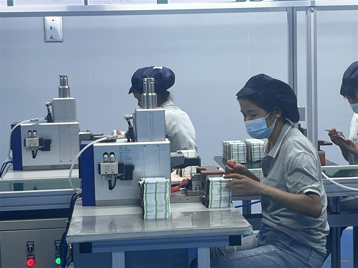 Battery cell assembly.JPG Battery cell assembly.JPG